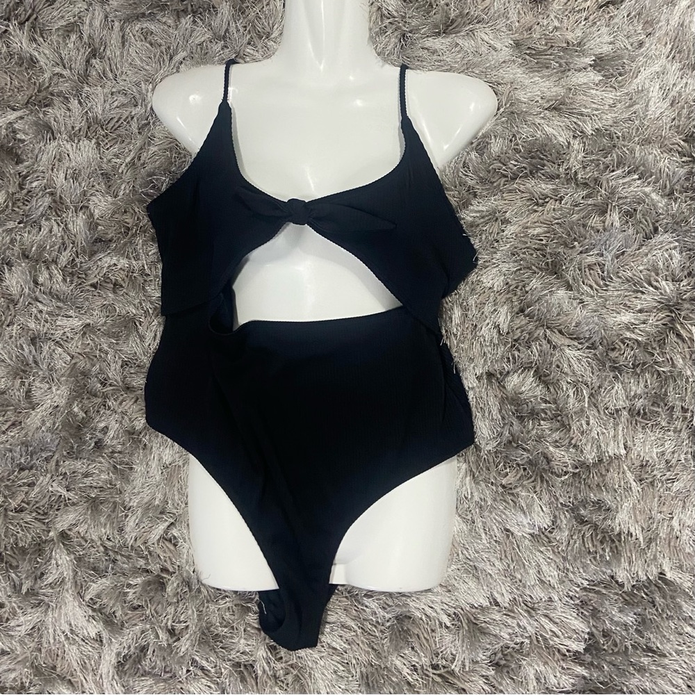 Aeropostale Women Black Swimsuit.